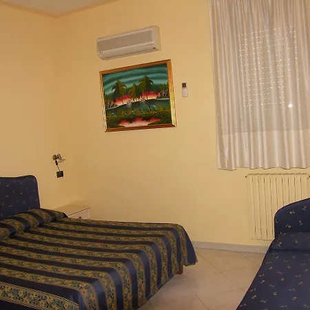 Hotel Genius 3*