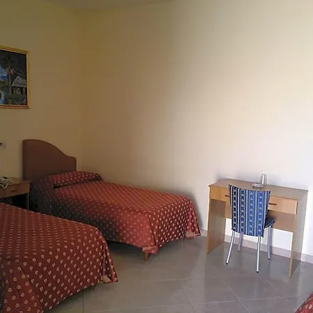 Genius Otel 3*