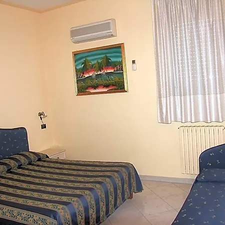 Otel Genius 3*