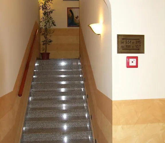 Hotel Hotel Genius 3*